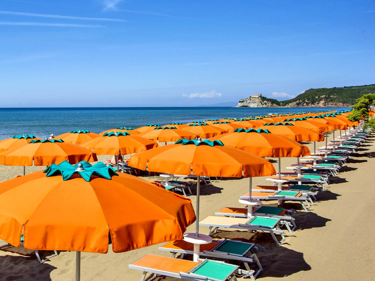 Feriendorf direkt am Meer der Maremma